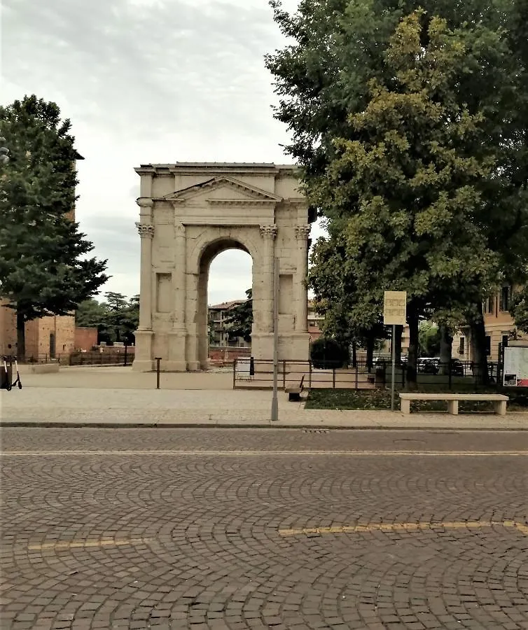 Castle View Lodge Intero Appartamento Verona Centro Storico Apartmán