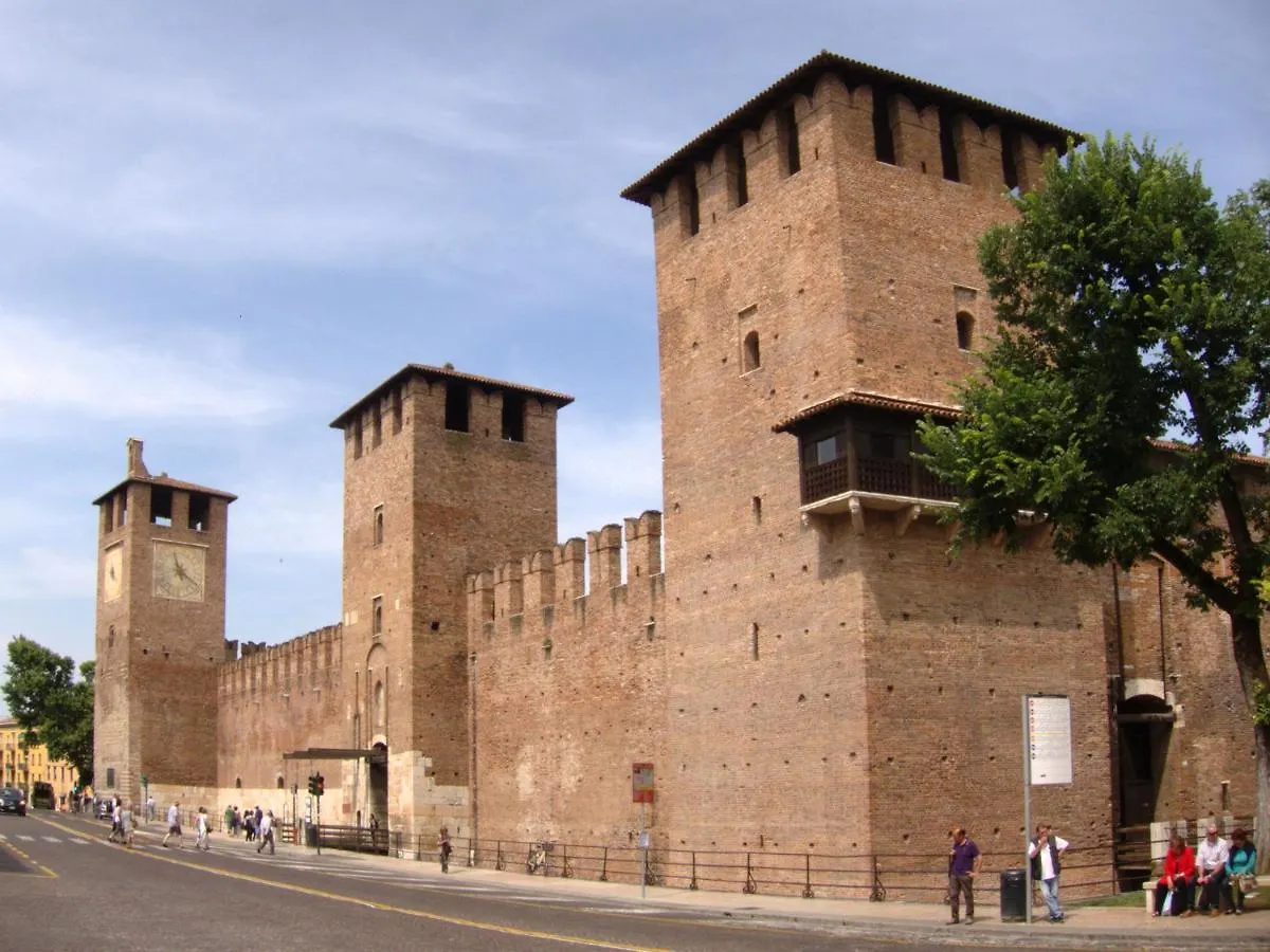 Apartment Castle View Lodge Intero Appartamento Verona Centro Storico