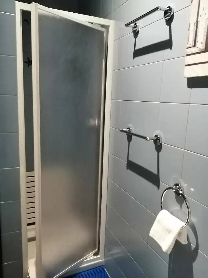Apartment Castle View Lodge Intero Appartamento Verona Centro Storico Italy